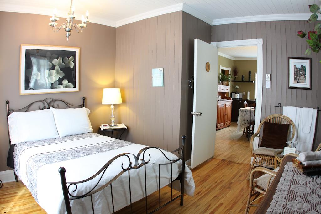 Bed & Breakfast La Grange Aux Hiboux Et Restaurant